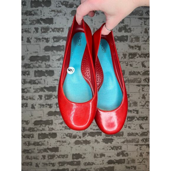 Oka B | women ruby red slip on rubber flats - Picture 1 of 7